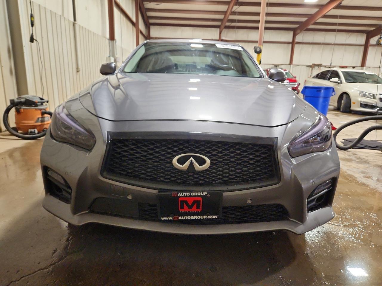 2016 Infiniti Q50 3.0T Premium - Image 5