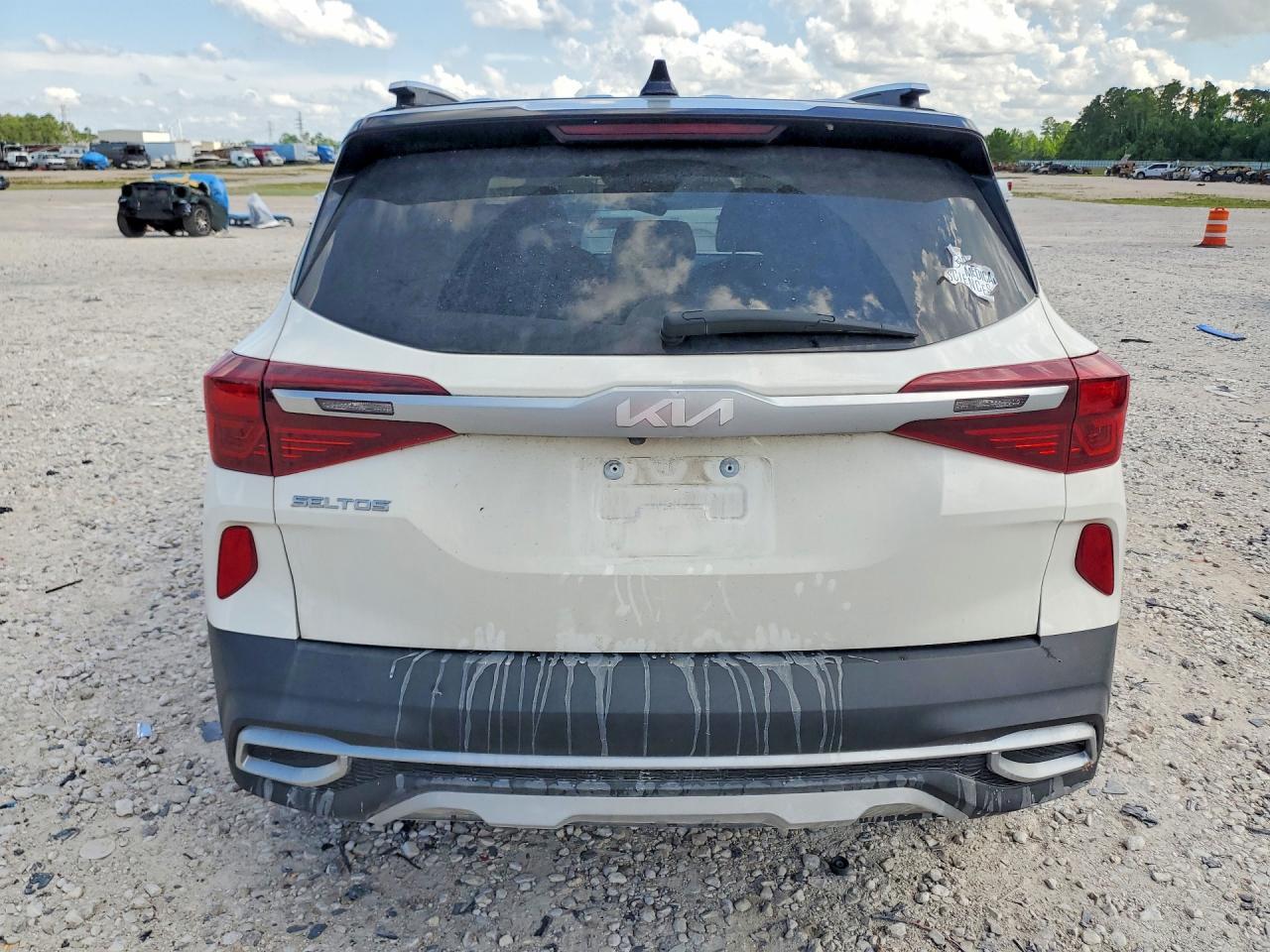 2022 Kia Seltos S - Image 6