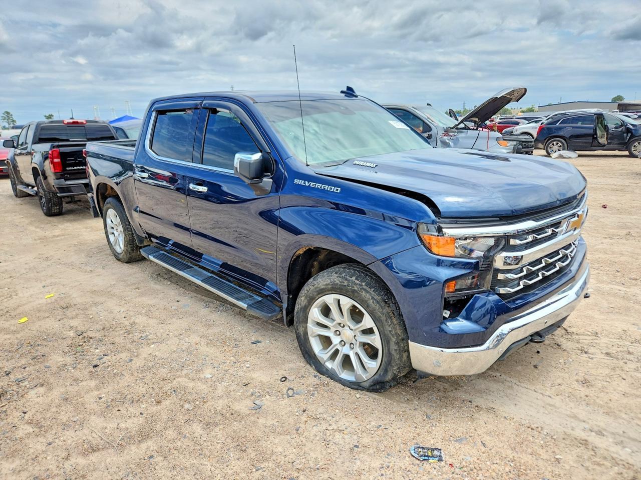 2023 Chevrolet Silverado K1500 Ltz - Фото 4