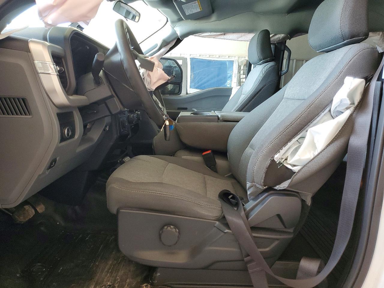 2025 Ford F250 Super Duty - Image 7