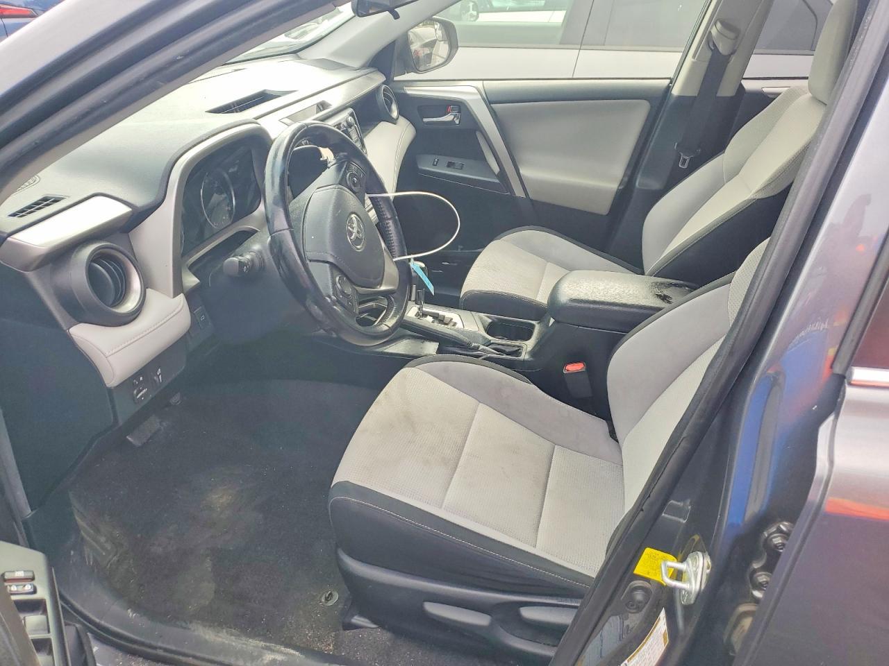 2016 Toyota Rav4 Hv Xle - Image 7