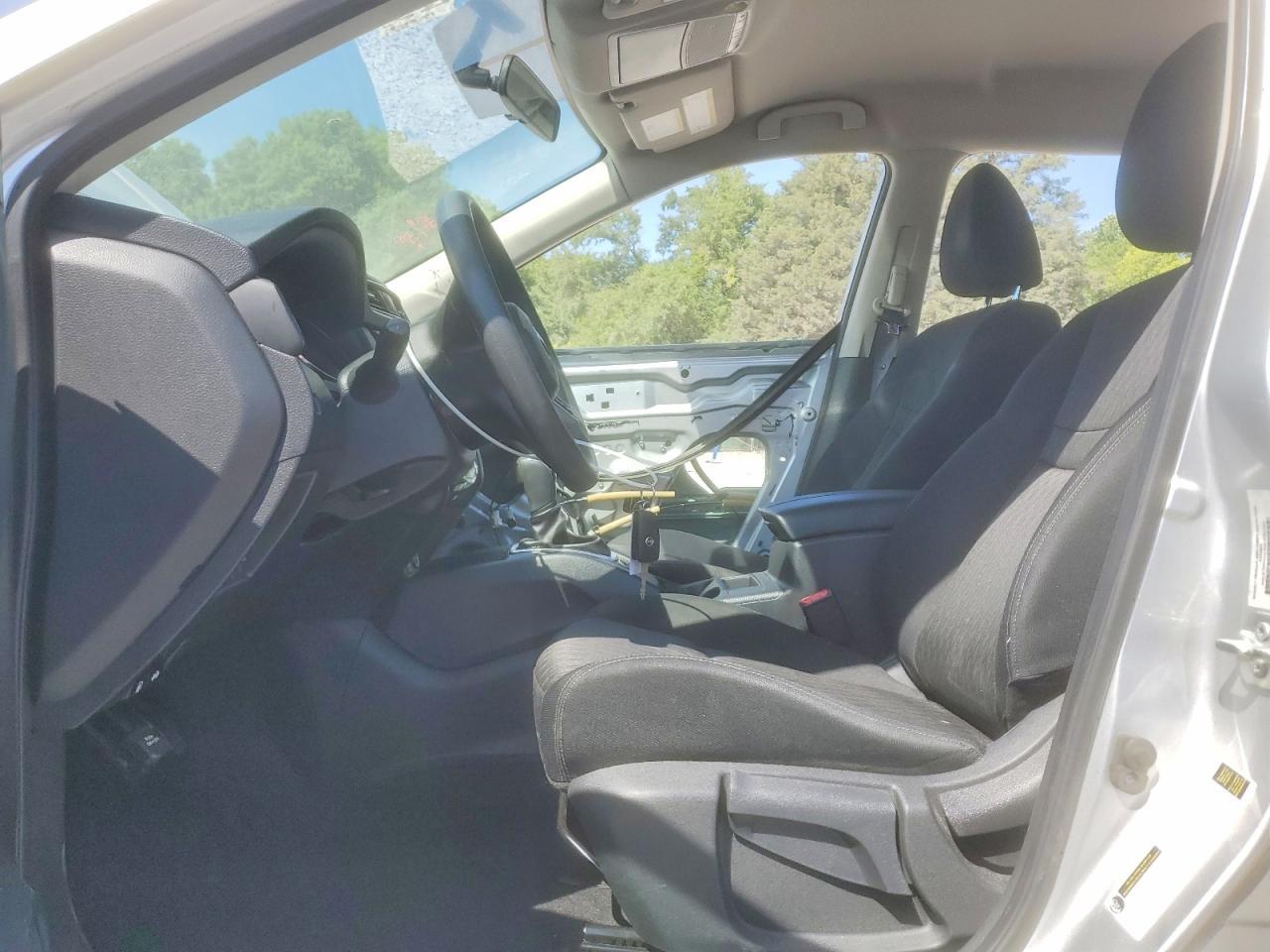 2017 Nissan Rogue S - Image 7