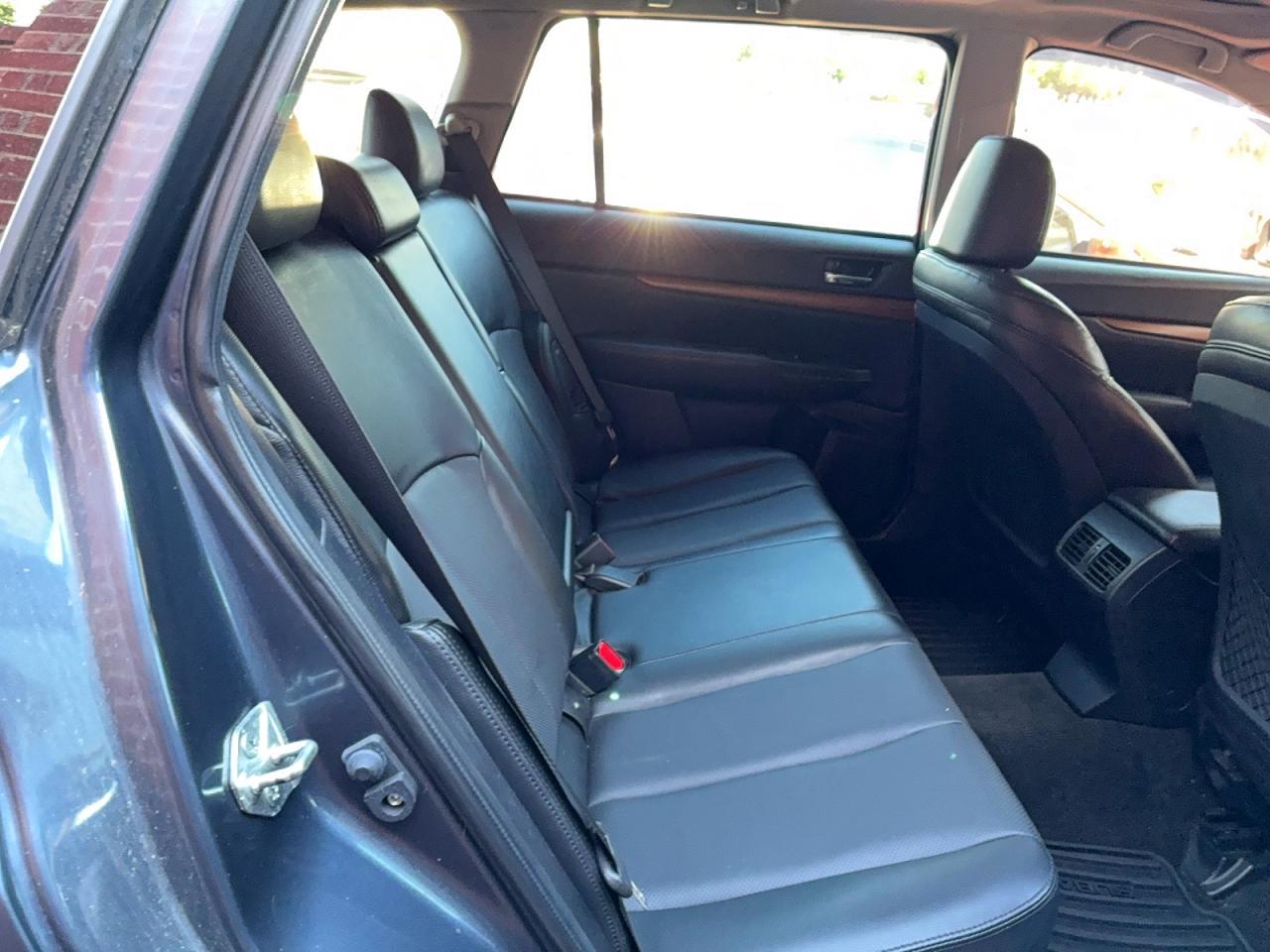 2014 Subaru Outback 2.5I Limited - Image 6