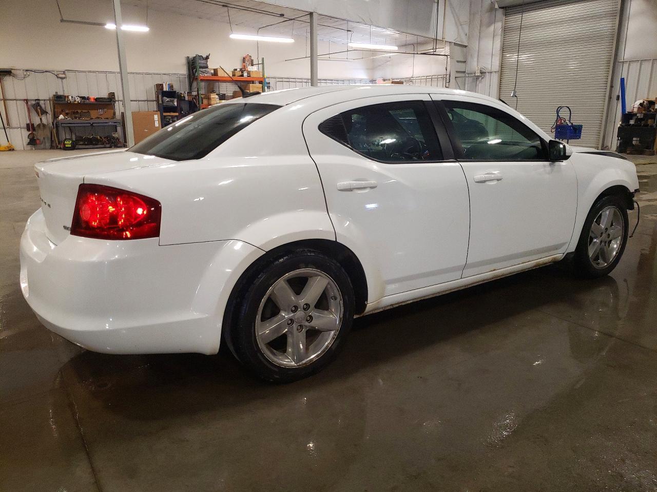 2014 Dodge Avenger Sxt - Фото 3