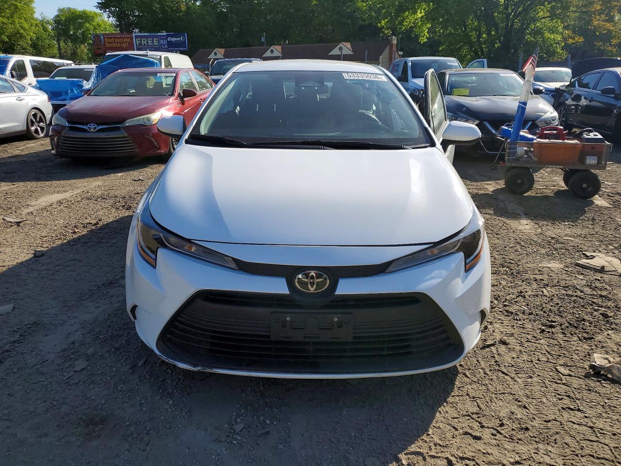 2025 Toyota Corolla Le - Фото 5