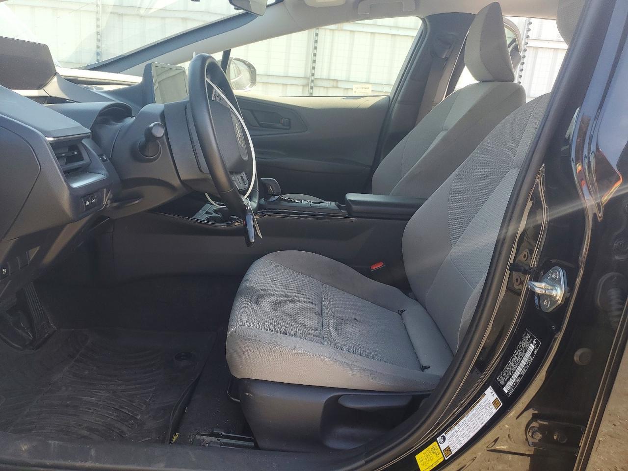 2024 Toyota Prius Le - Фото 7
