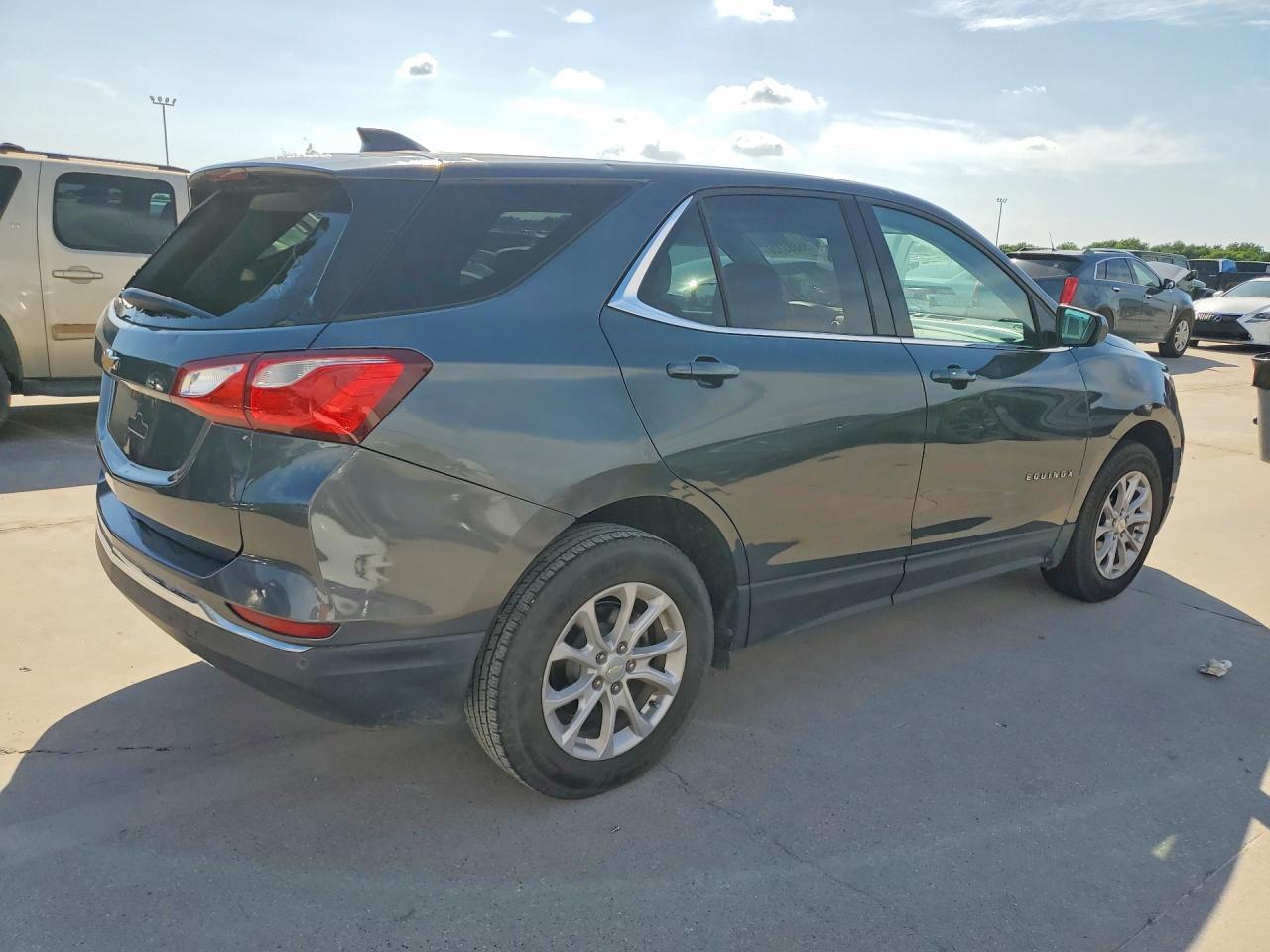 2020 Chevrolet Equinox Lt - Фото 3