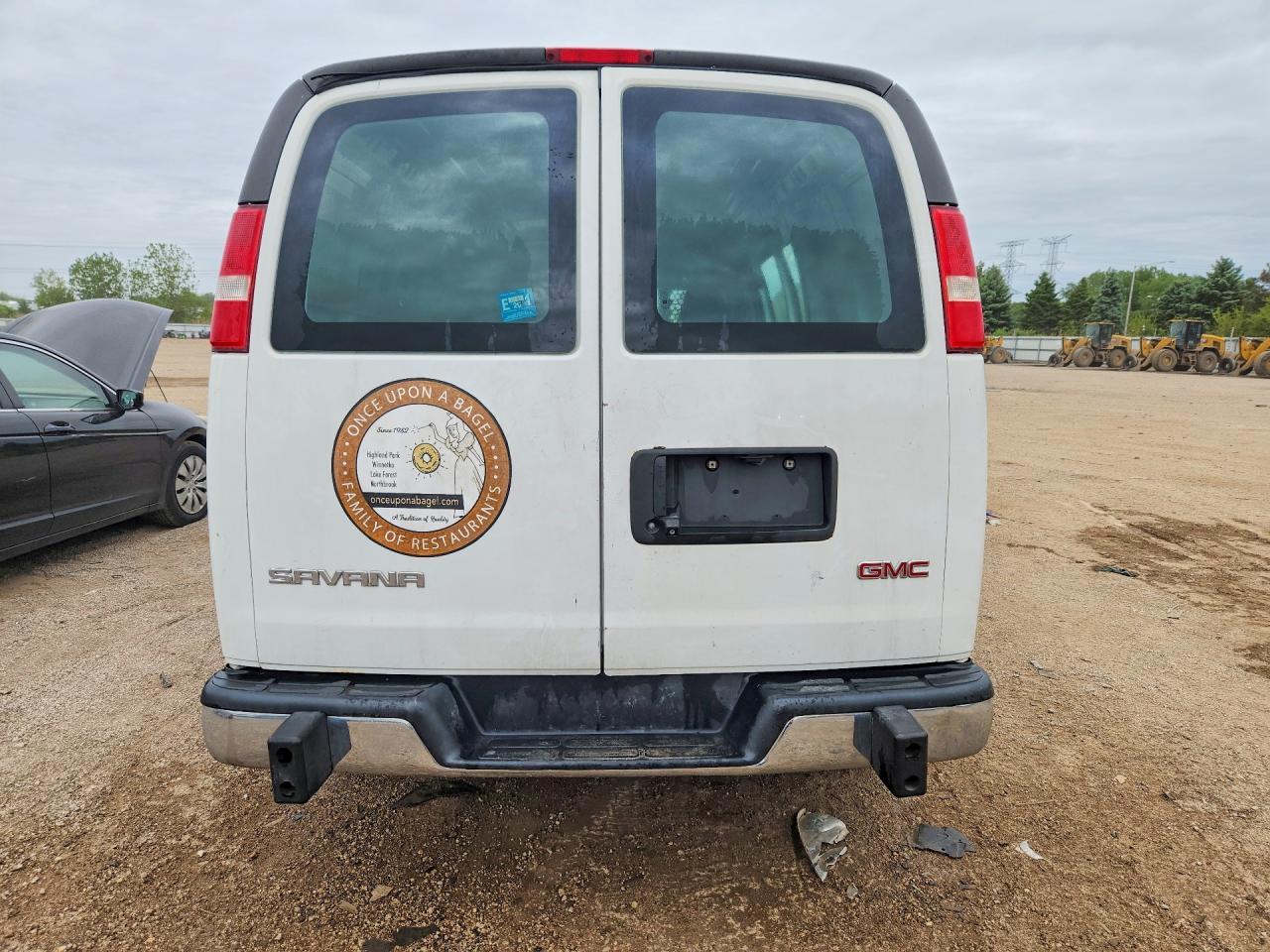 2018 GMC Savana G2500 - Фото 6