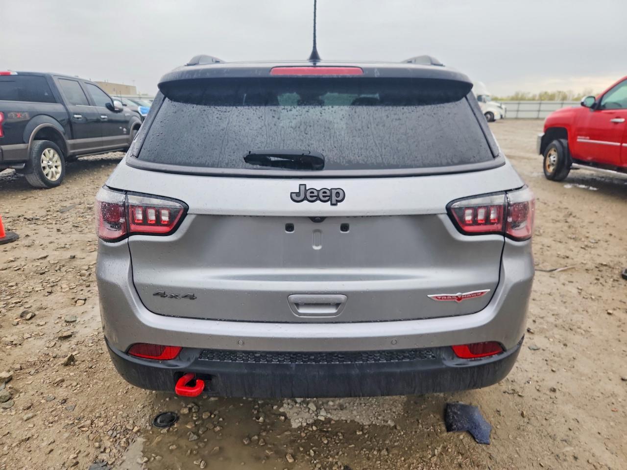 2021 Jeep Compass Trailhawk - Image 6