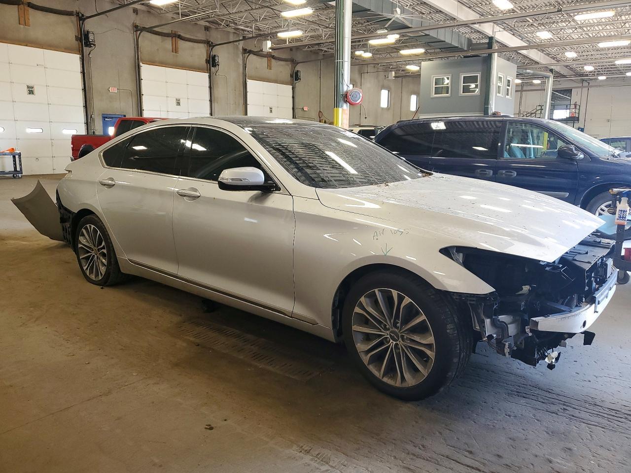2016 Hyundai Genesis 3.8L - Фото 4