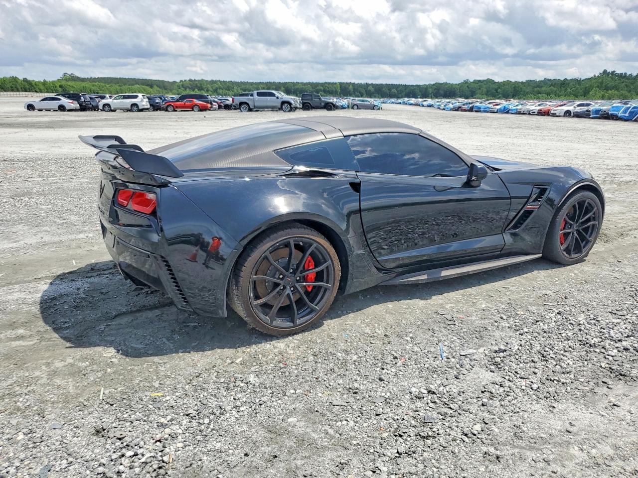 2019 Chevrolet Corvette - Image 3
