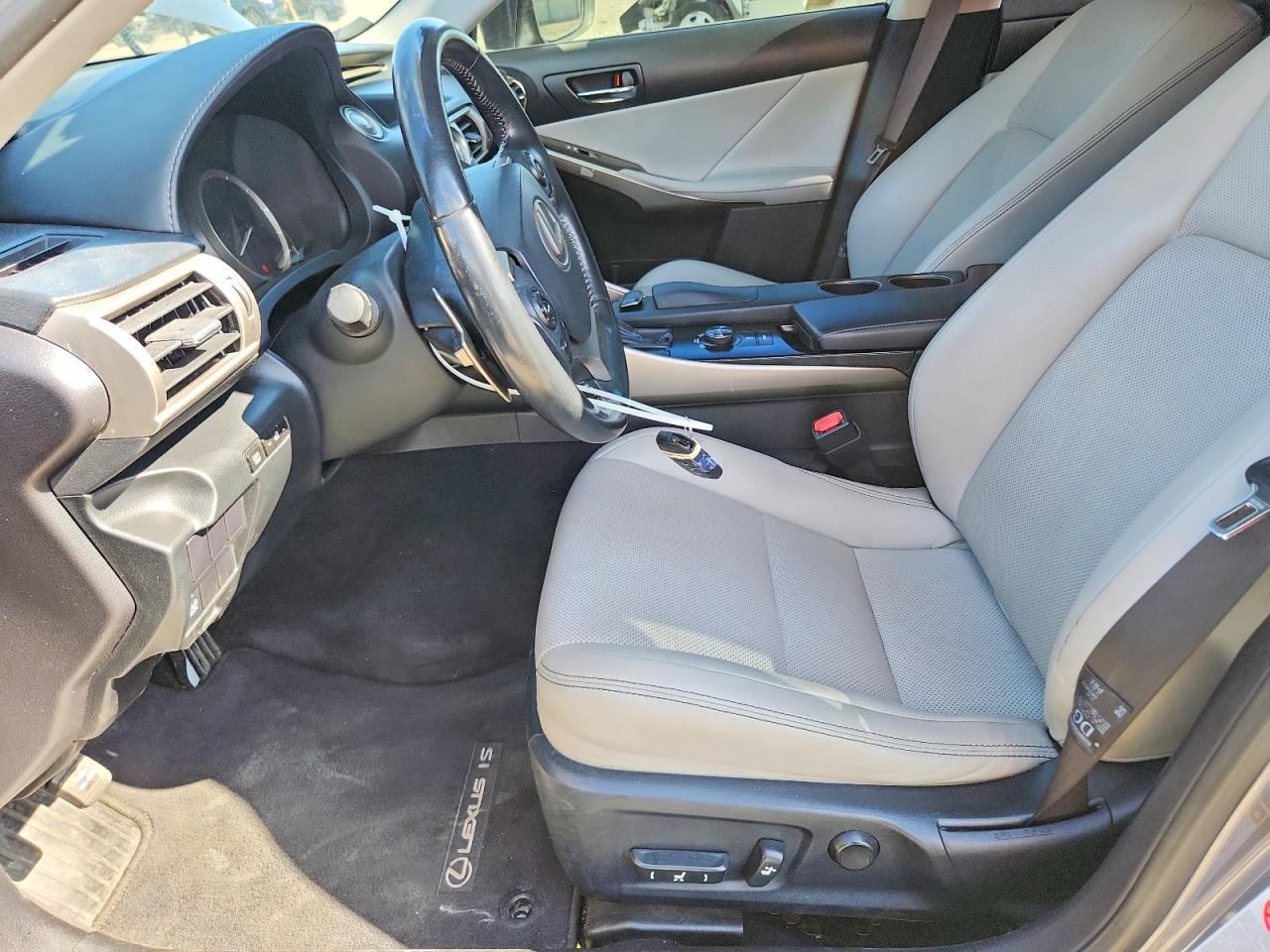 2014 Lexus Is 250 - Image 7