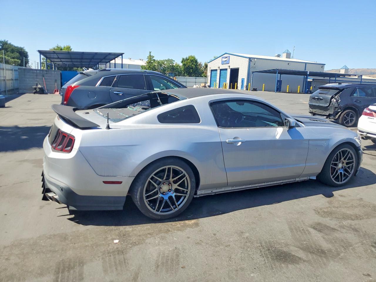 2012 Ford Mustang Gt - Image 3