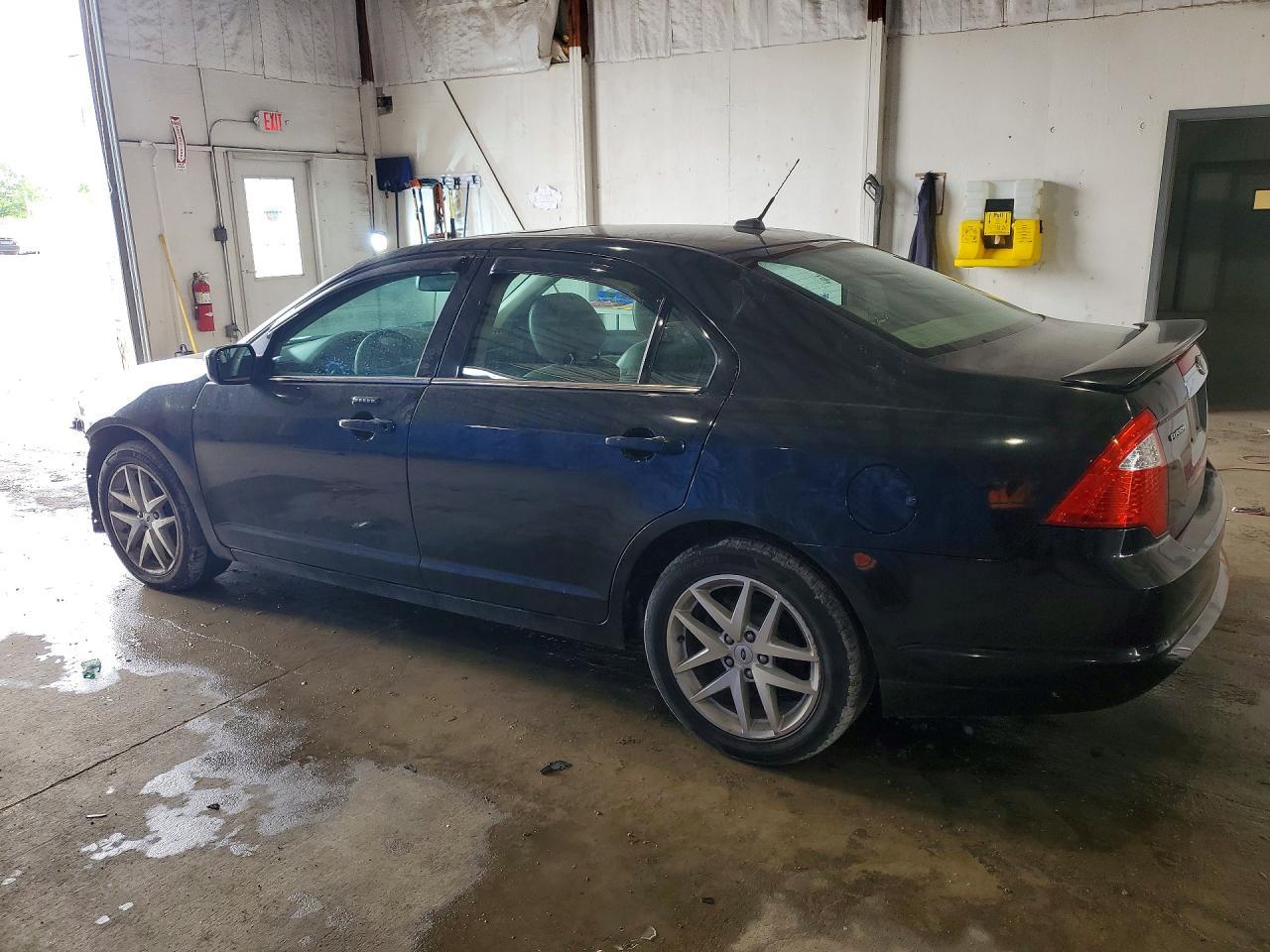 2012 Ford Fusion - Image 2
