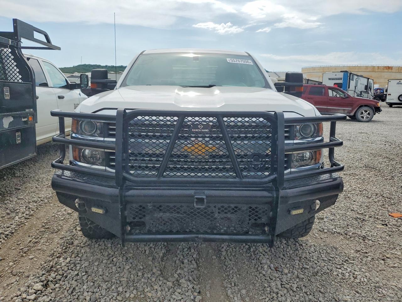 2015 Chevrolet Silverado K2500 Heavy Duty - Image 5