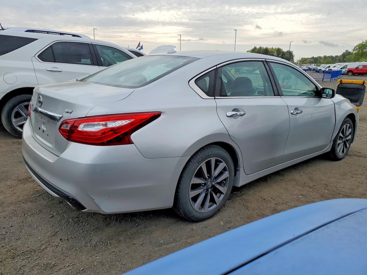 2017 Nissan Altima 2.5 Sv - Фото 3