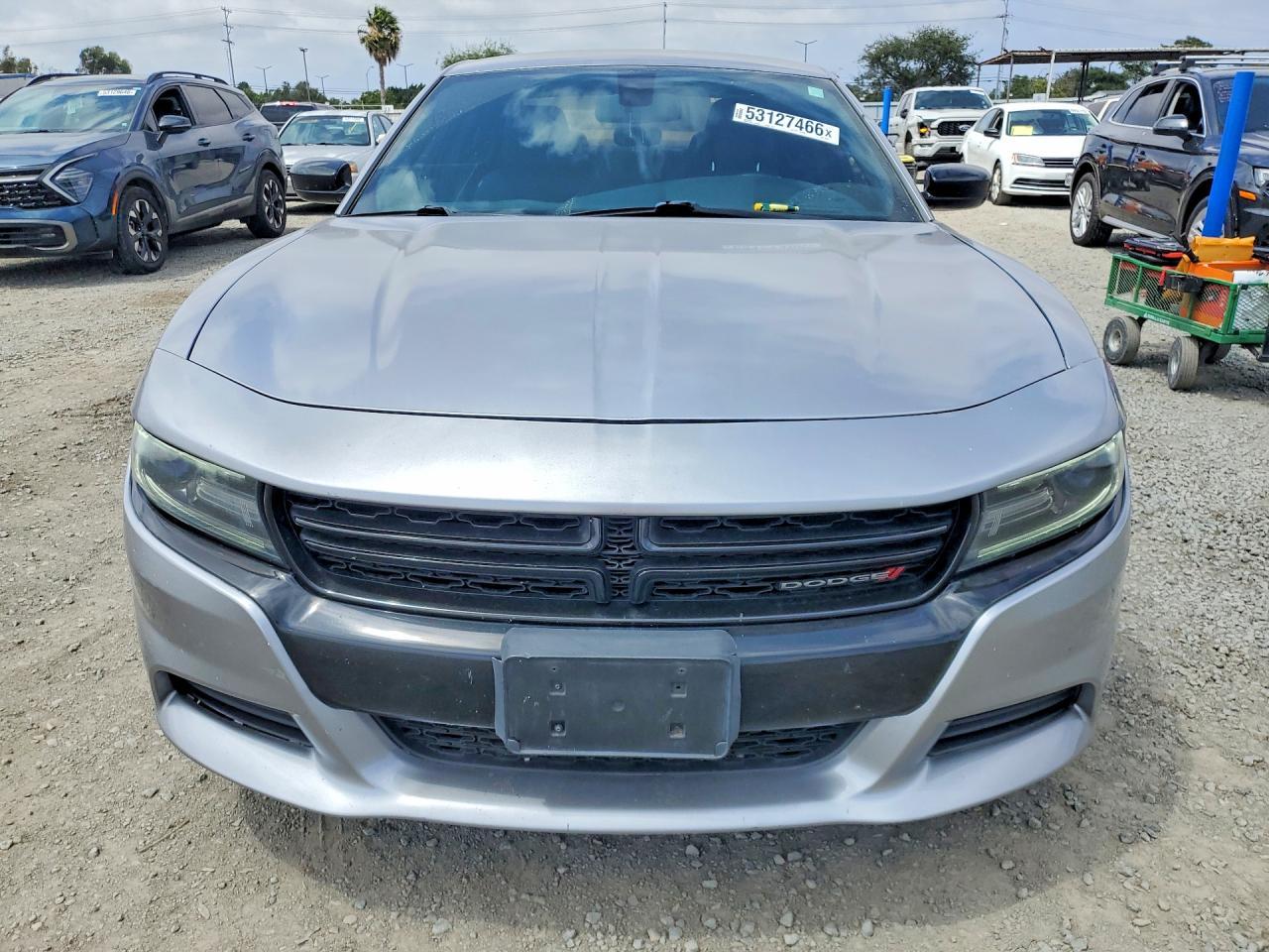 2017 Dodge Charger Se - Image 5