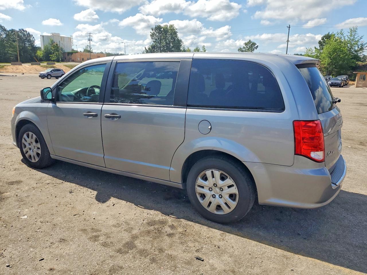 2019 Dodge Grand Caravan Se - Image 2