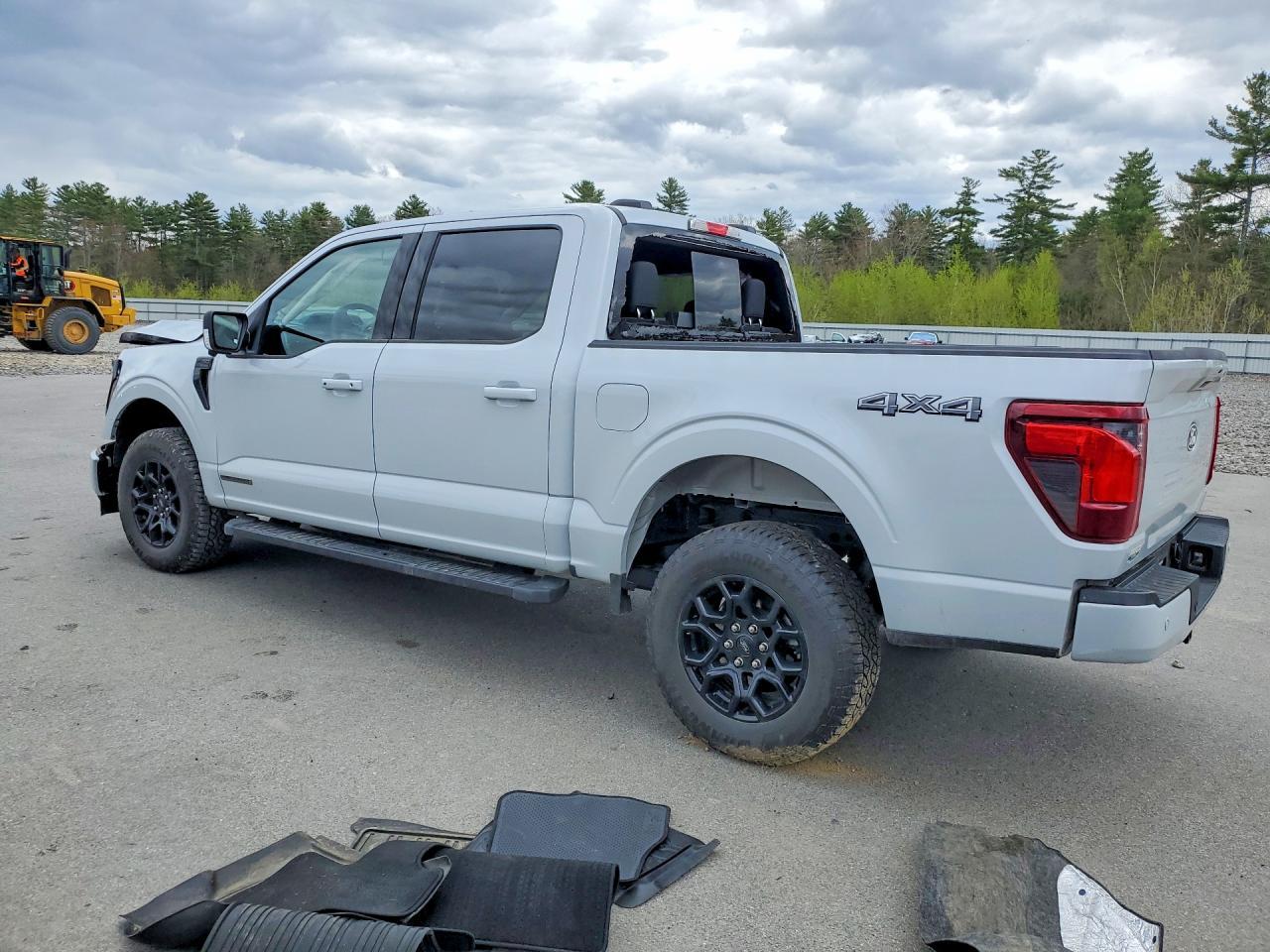 2025 Ford F150 Xlt - Image 2