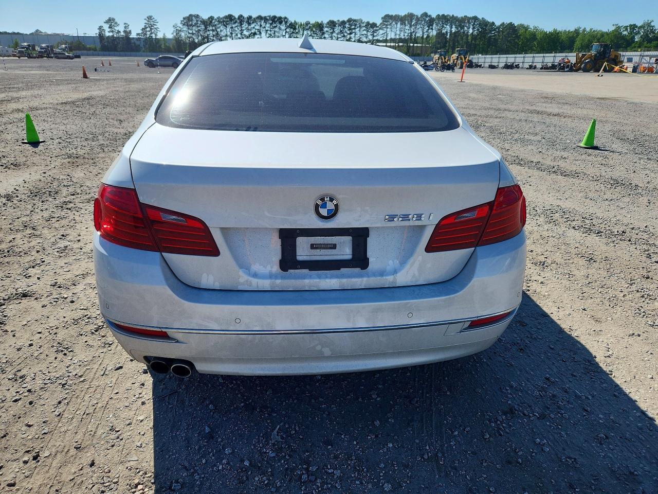 2015 BMW 528 I - Image 6