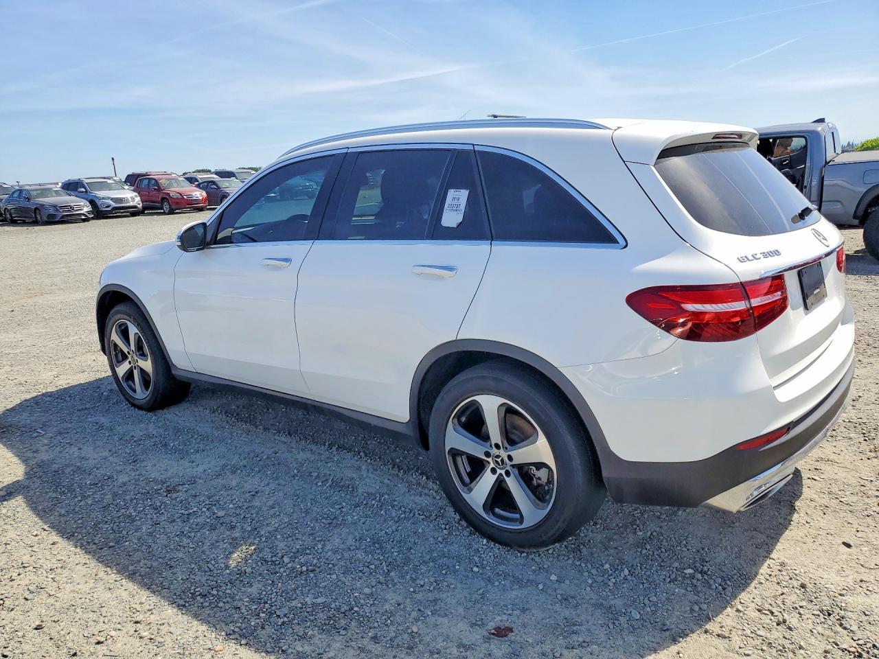 2018 Mercedes-Benz Glc 300 4Matic - Image 2