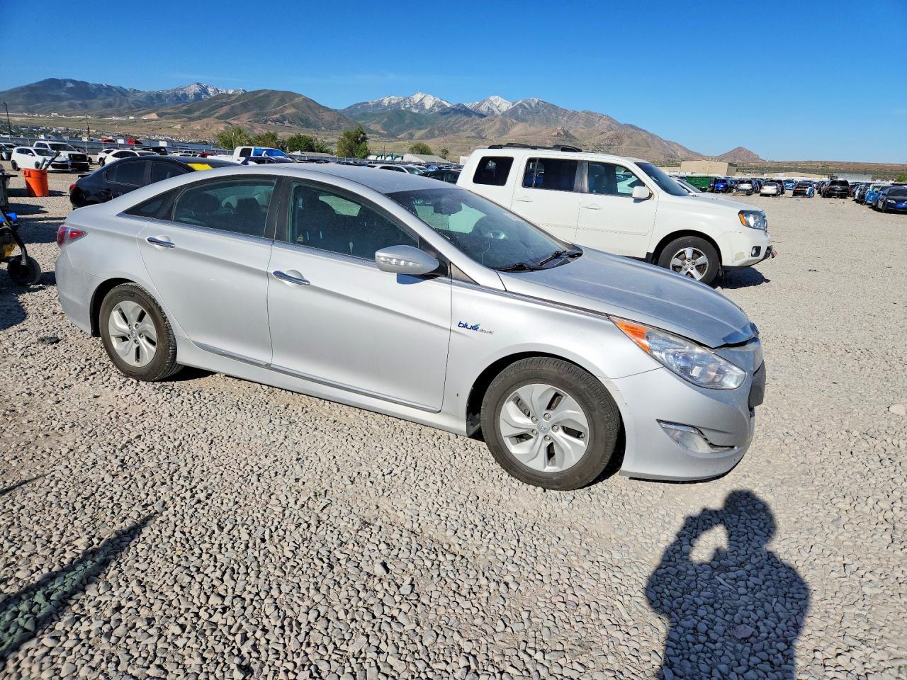 2015 Hyundai Sonata Hybrid Base - Image 4