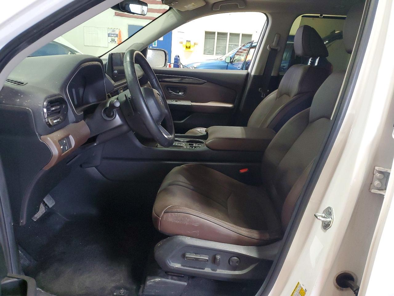 2025 Honda Pilot Elite - Image 7