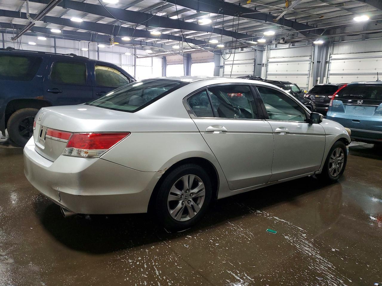 2012 Honda Accord Lxp - Image 3