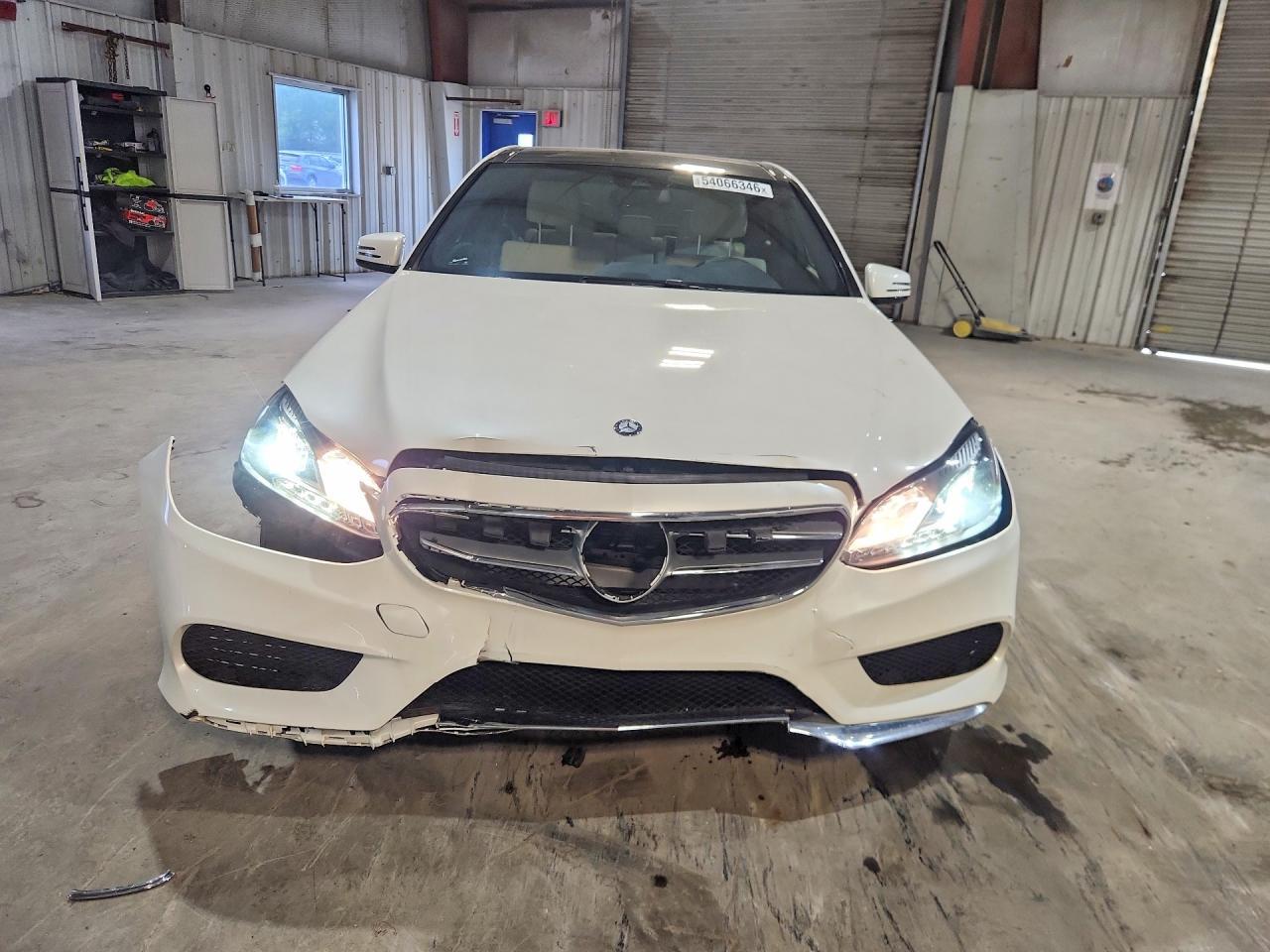 2015 Mercedes-Benz E 250 Bluetec - Фото 5