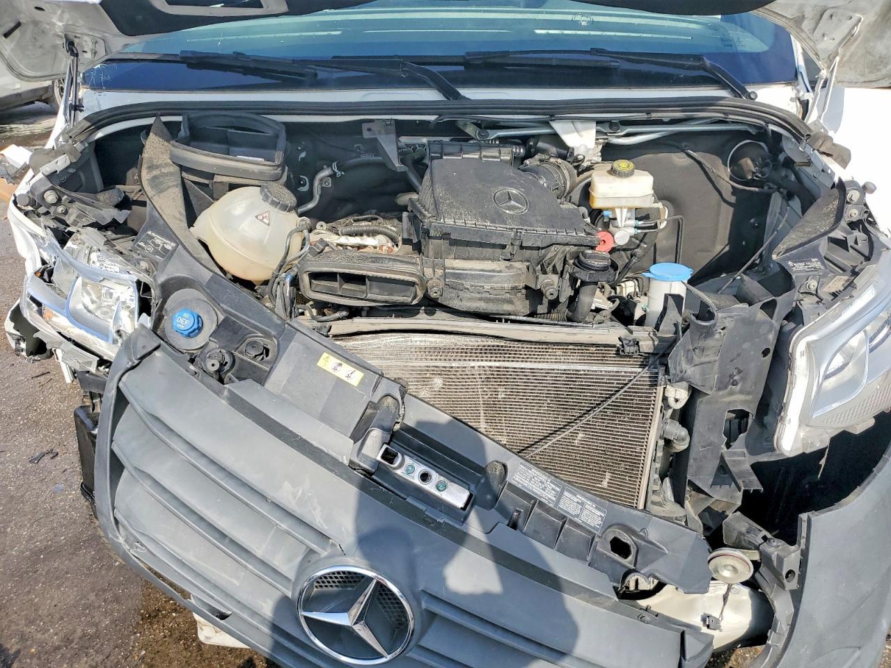 2023 Mercedes-Benz Sprinter 2500 - Фото 7