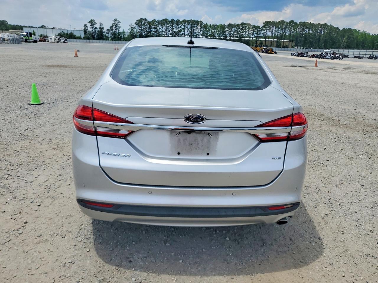 2017 Ford Fusion Se - Фото 6