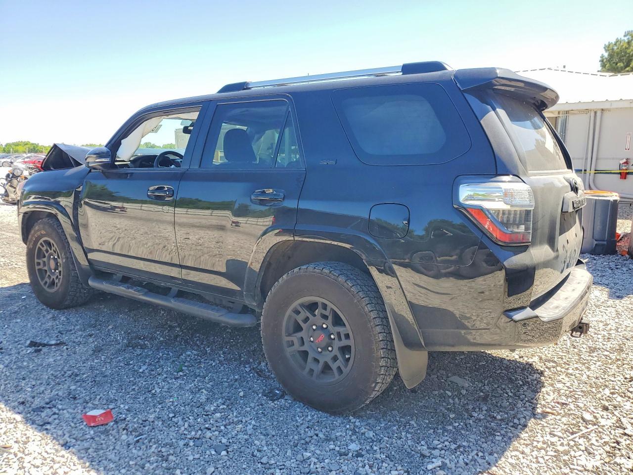 2022 Toyota 4Runner Sr5 Premium - Фото 2