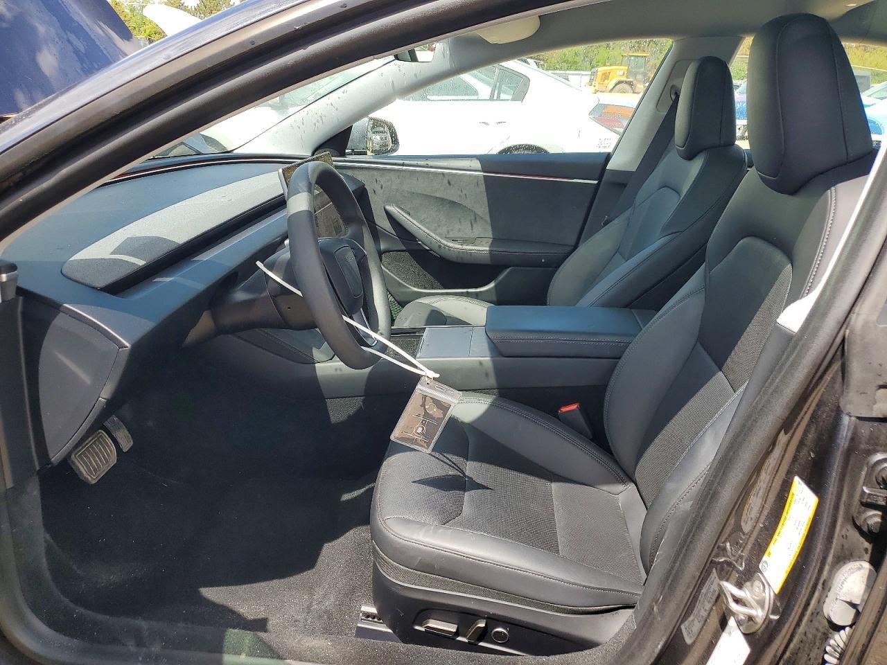 2024 Tesla Model 3 - Фото 7