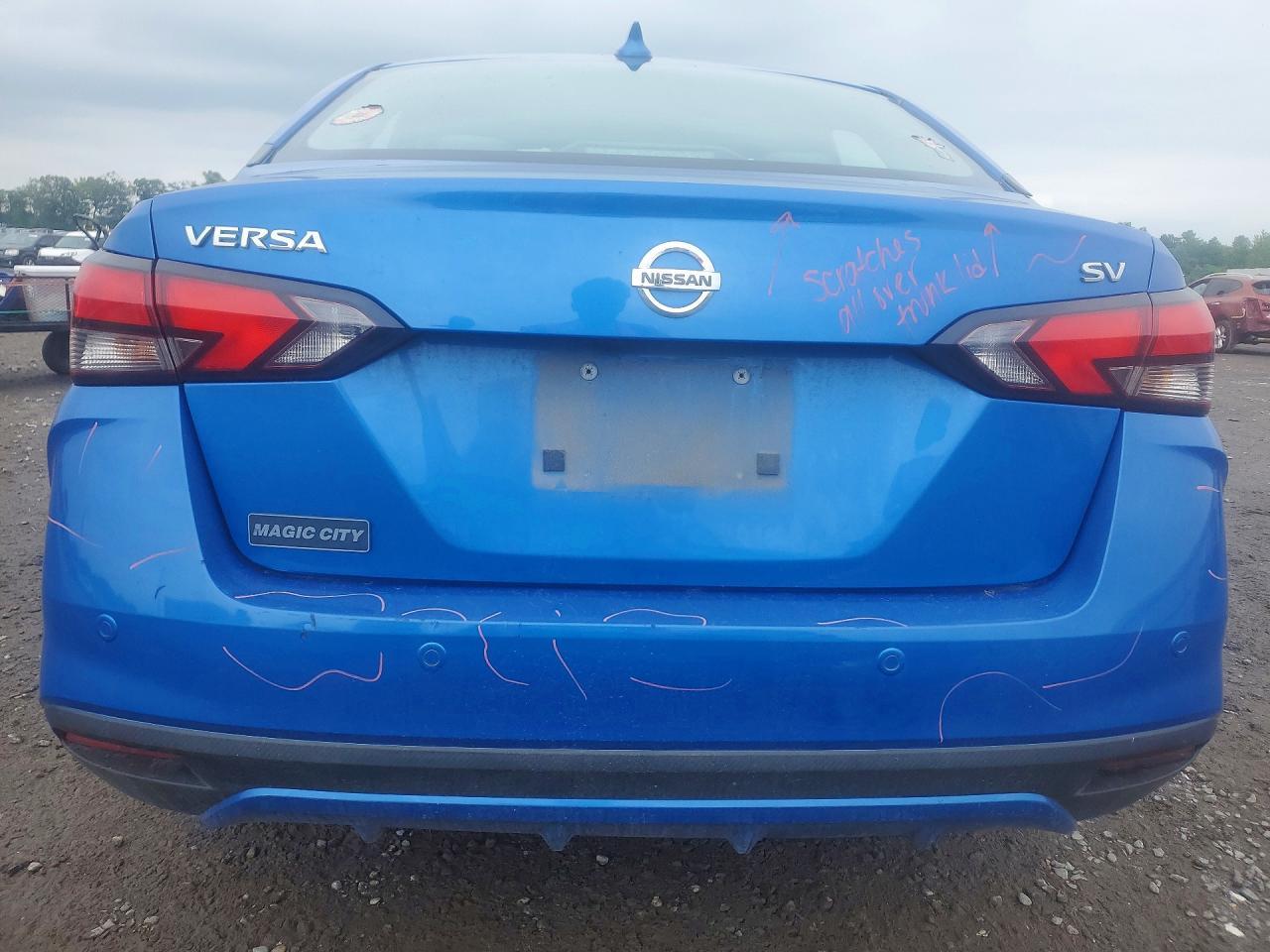 2021 Nissan Versa Sv - Image 6
