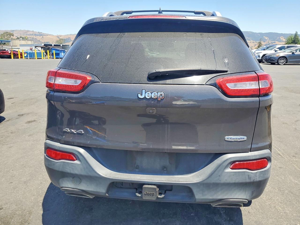 2015 Jeep Cherokee Latitude - Фото 6