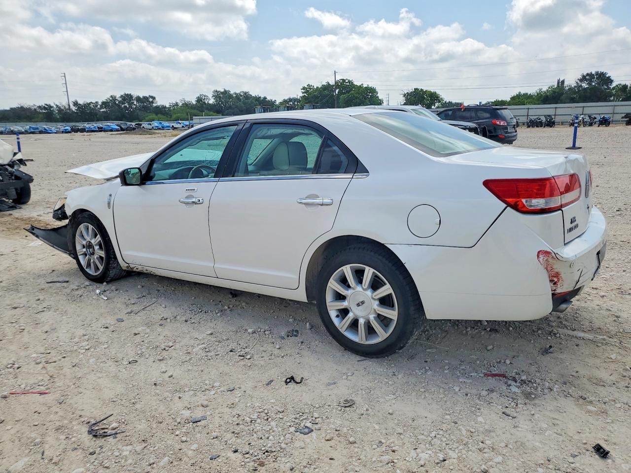 2012 Lincoln Mkz - Фото 2