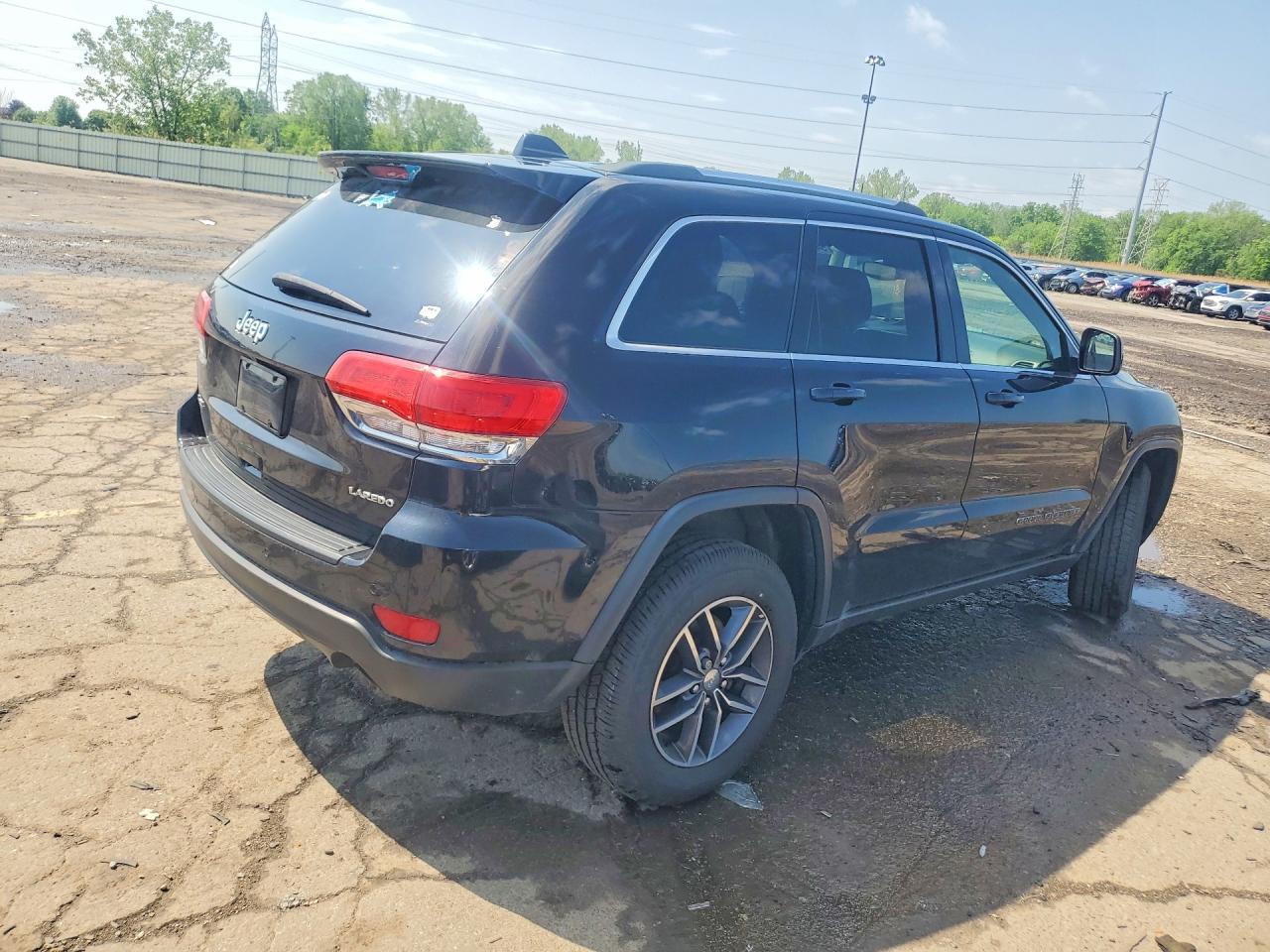 2018 Jeep Grand Cherokee Laredo - Фото 3