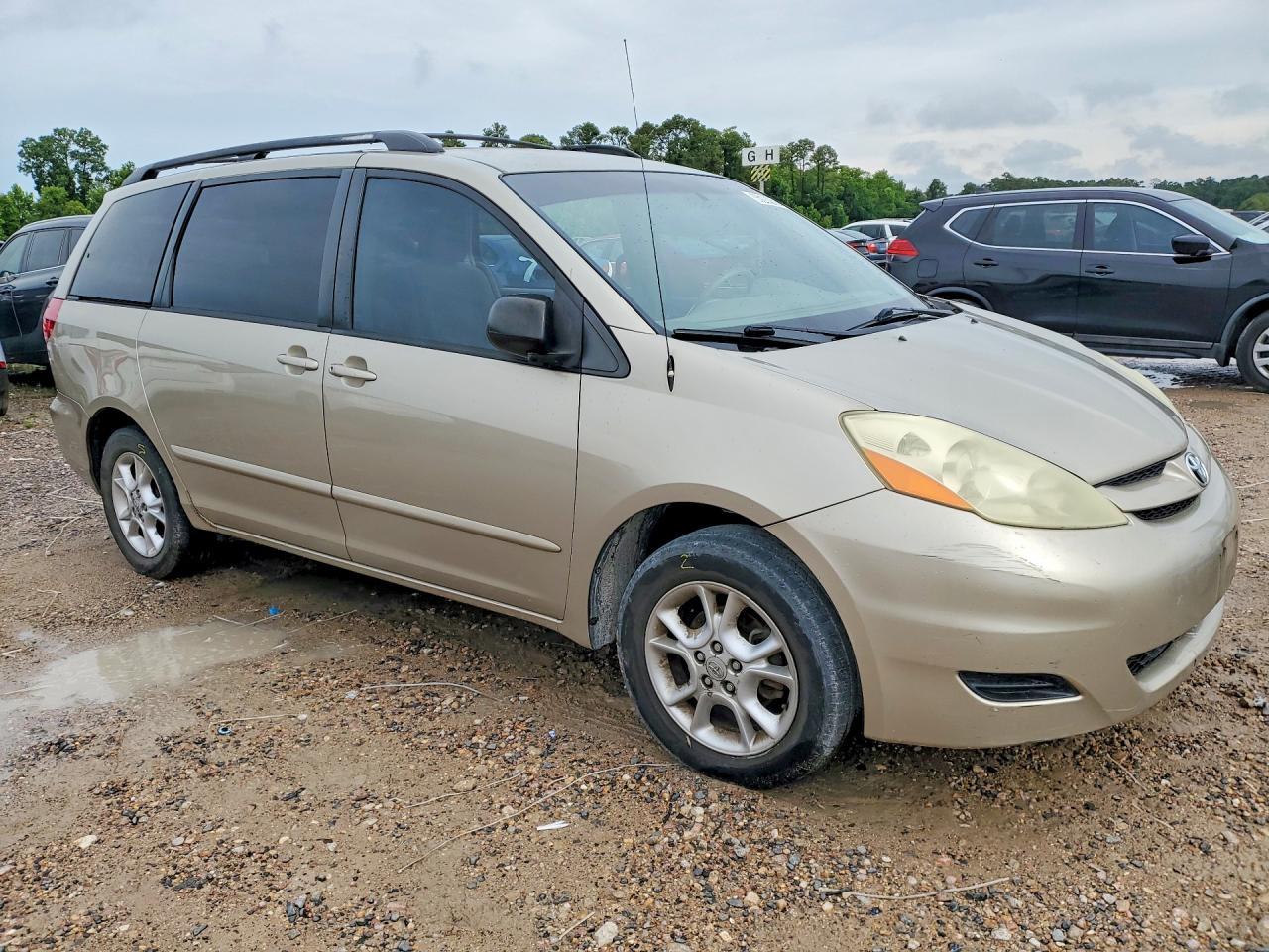 2006 Toyota Sienna Le - Image 4