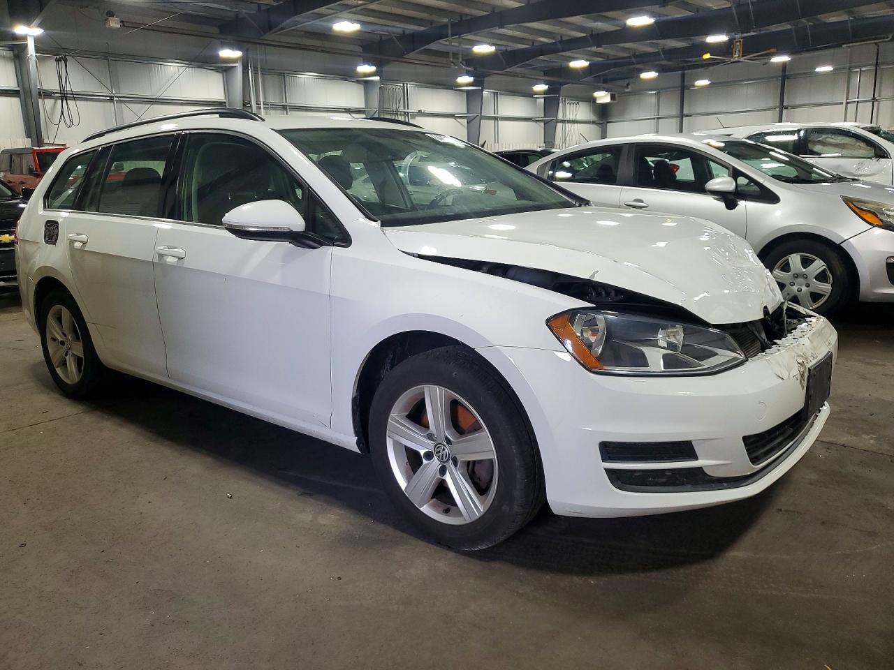 2015 Volkswagen Golf Sportwagen Tdi S - Фото 4