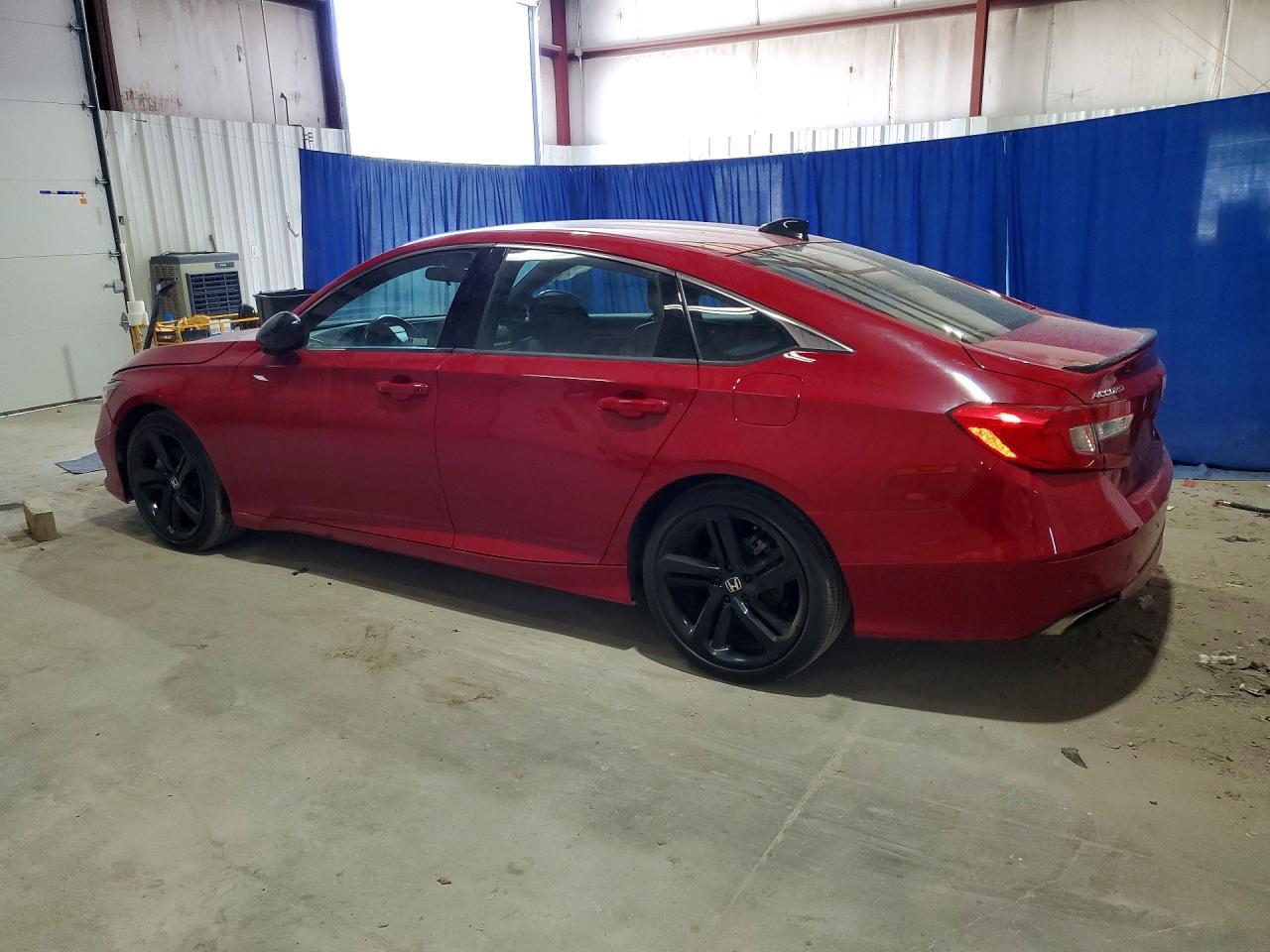 2022 Honda Accord Sport - Фото 2