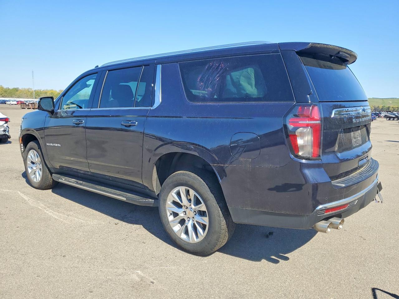 2024 Chevrolet Suburban K1500 Premier - Фото 2