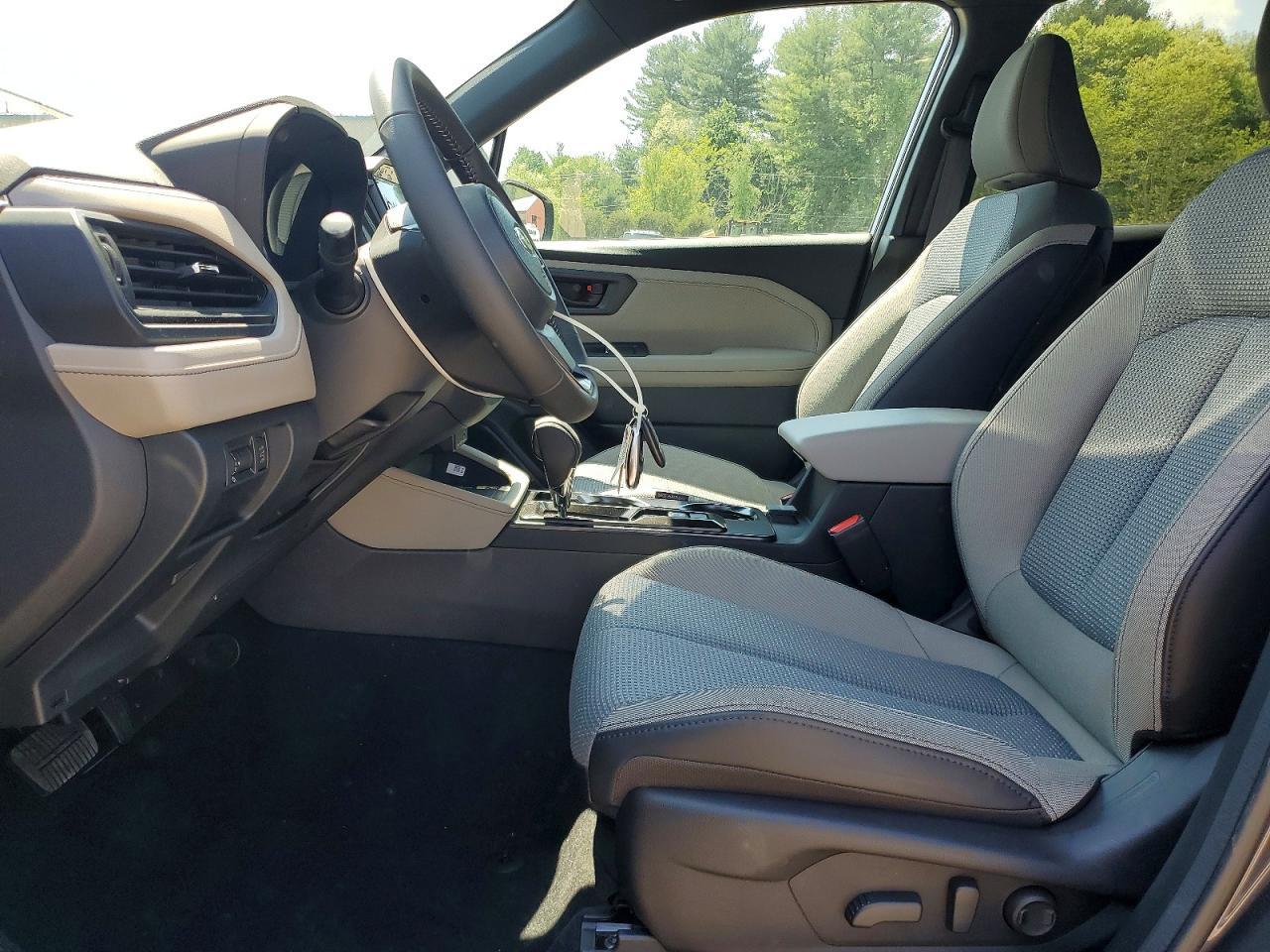 2026 Subaru Forester Premium - Фото 7