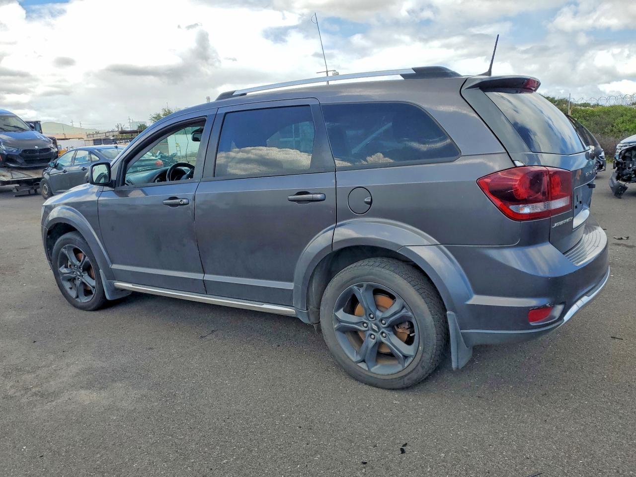 2019 Dodge Journey Crossroad - Фото 2