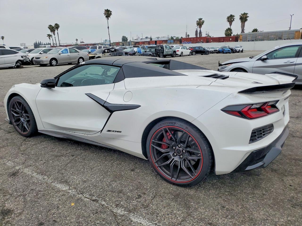 2023 Chevrolet Corvette Z06 3Lz - Фото 2