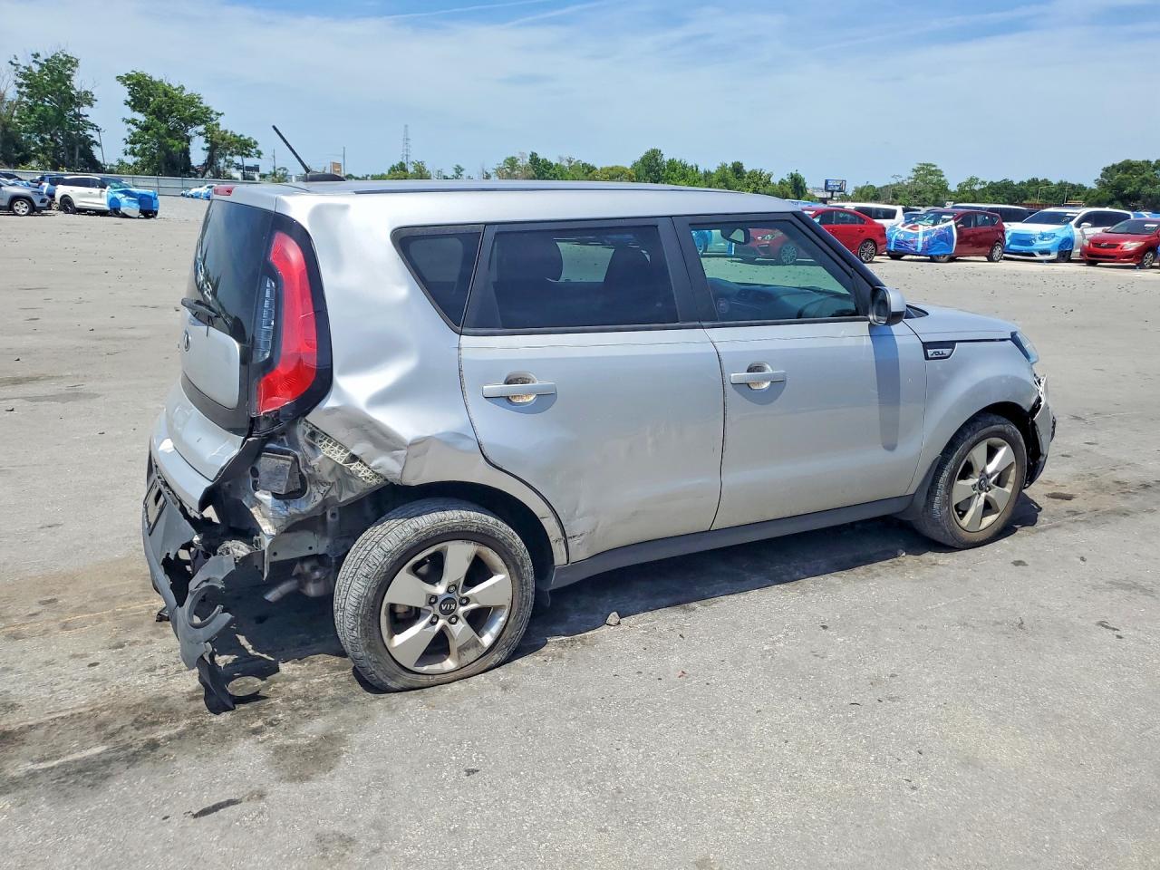 2017 Kia Soul Base - Фото 3