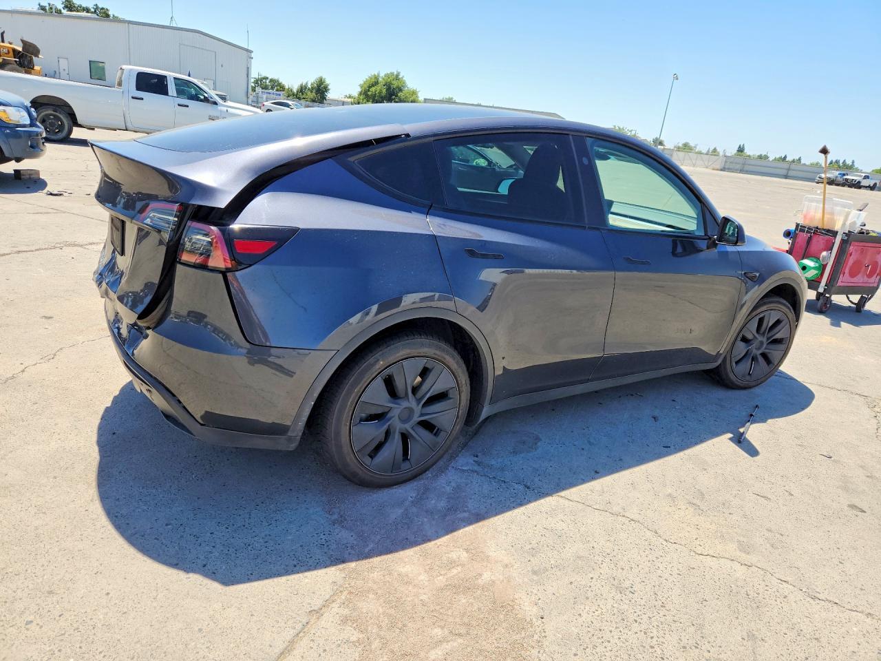2024 Tesla Model Y - Image 3