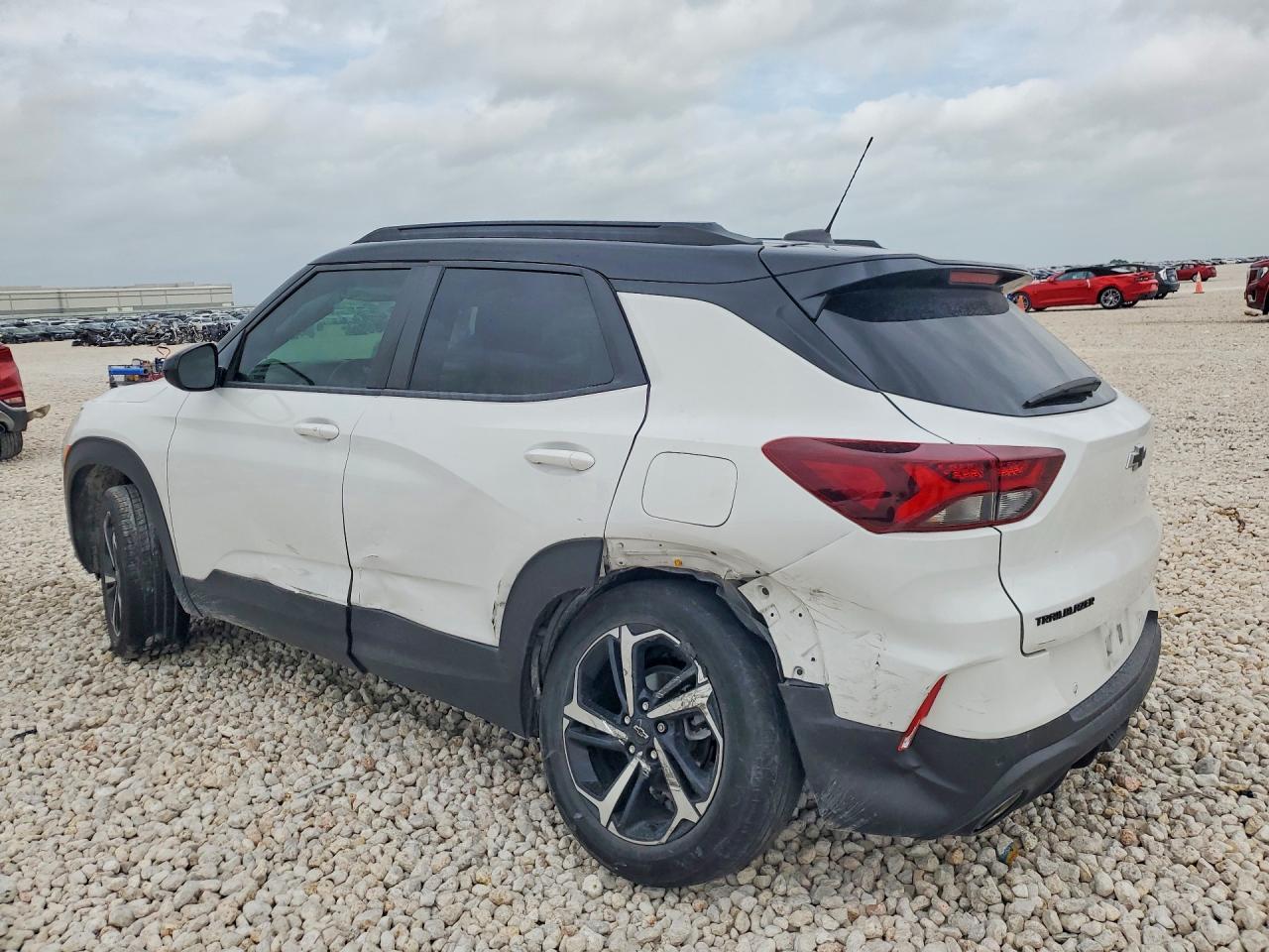2022 Chevrolet Trailblazer Rs - Image 2