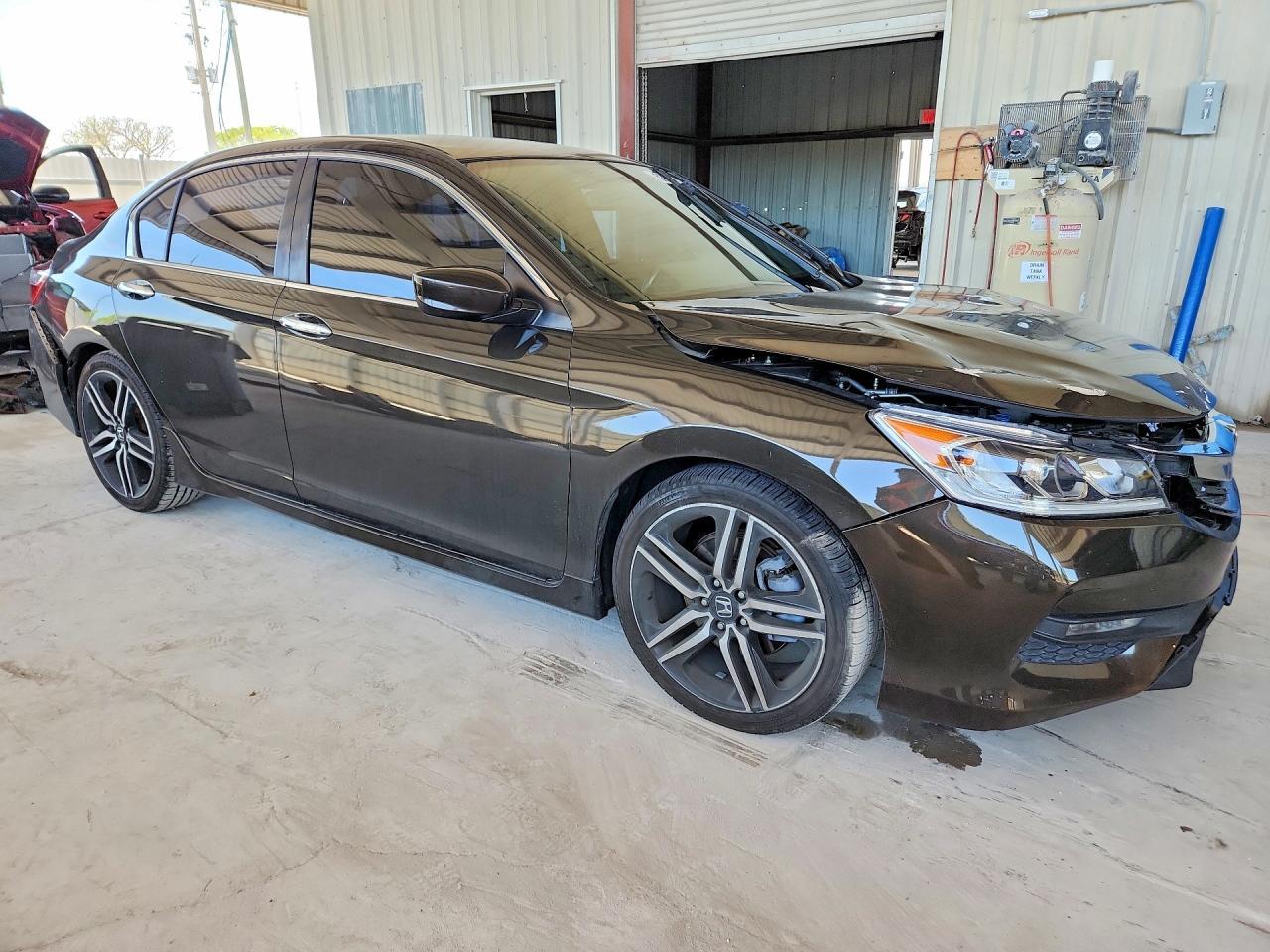 2017 Honda Accord Sport - Фото 4