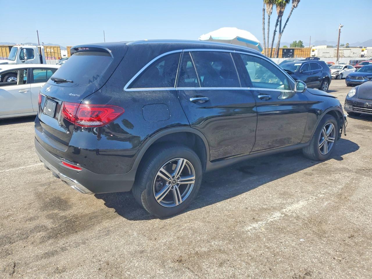 2021 Mercedes-Benz Glc 300 4Matic - Фото 3