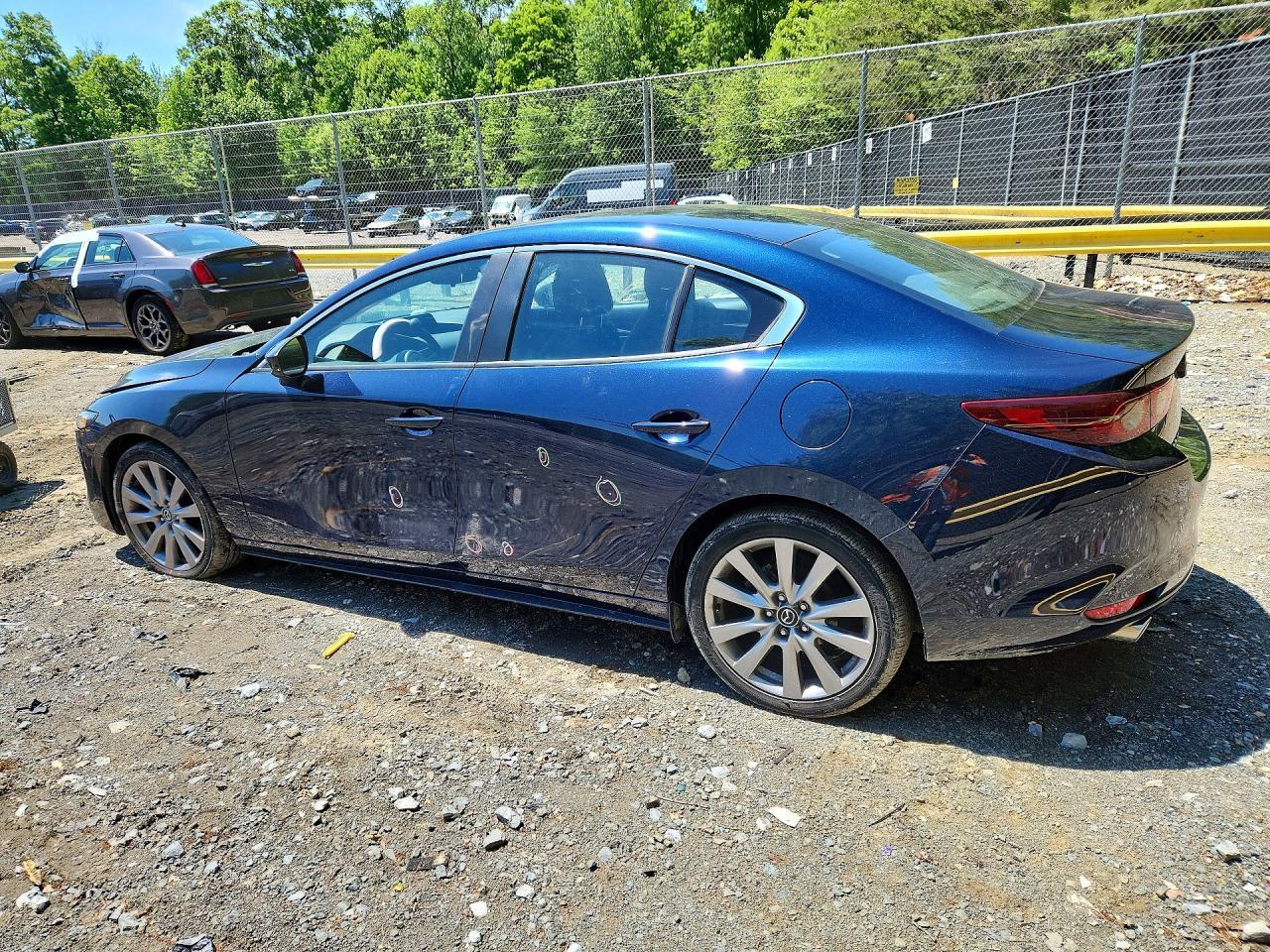 2021 Mazda 3 Preferred - Фото 2